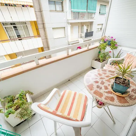 Homeholidaysrentals Tarongers