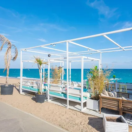 Apartment Homeholidaysrentals Tarongers